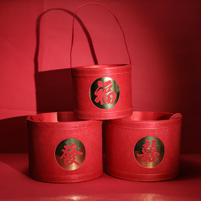 新年大红色福字抱抱桶圆形银柳花束插花桶花盒福桶婚庆新年盒