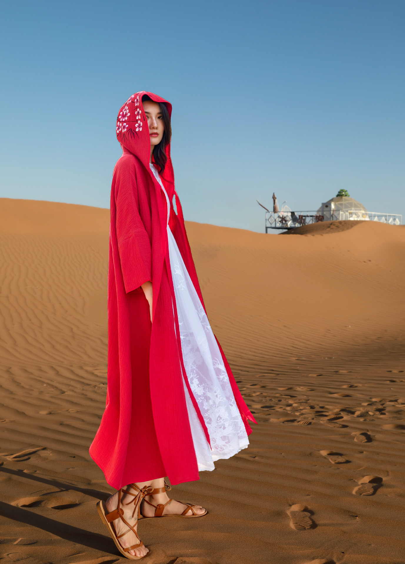 绣花中国风改良汉服红斗篷外套女春秋中长款大衣宽松棉麻f335