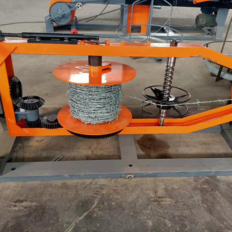 数控勾花刺绳机 镀锌铁丝单股刺绳机刀片刺丝网机 钢丝刺丝机