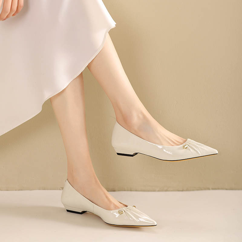 一代佳人尖头平底鞋2024春季新款法式浅口单鞋时尚百搭女鞋912777