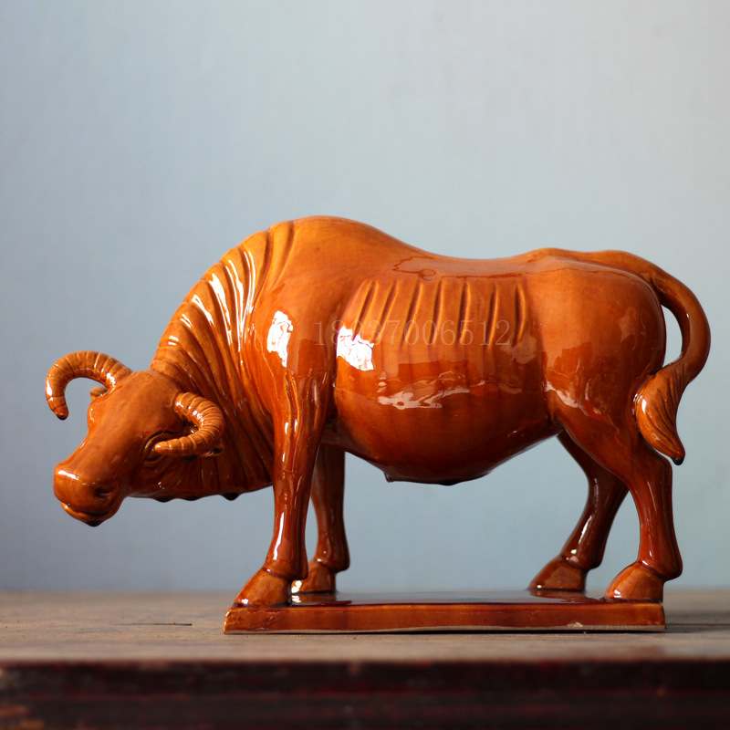陶瓷牛摆件唐三彩水牛黄牛斗牛工艺品客厅书房办公室摆件装饰礼品