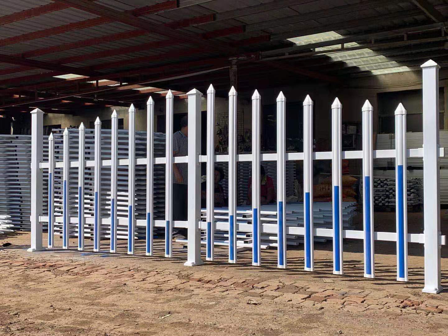 锌钢草坪护栏花园围栏栅栏镀锌铁艺庭院花园隔离栏杆源头厂家批发