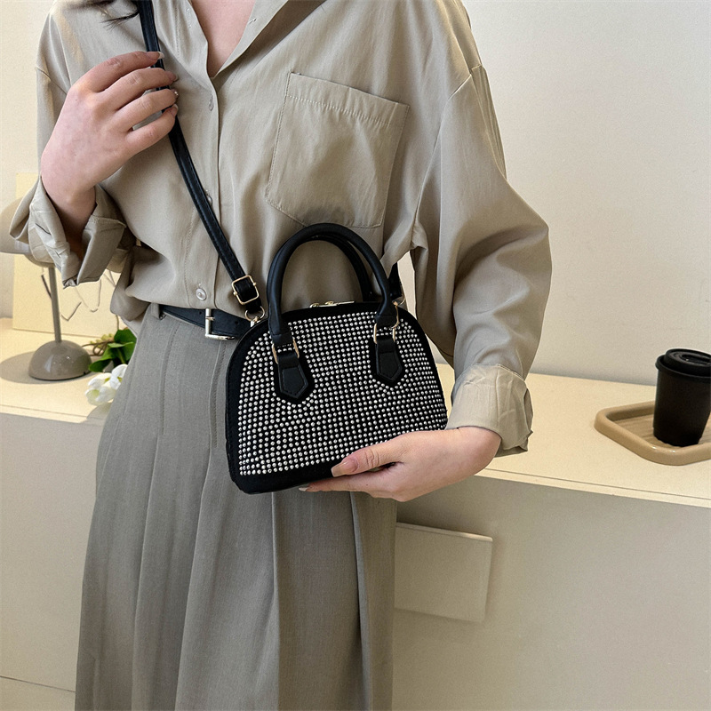 Cross-Border Fashion High Sense Light Diamond Shell Bag Women Bags2023 Popular Handbag Casual Shoulder Messenger Bag