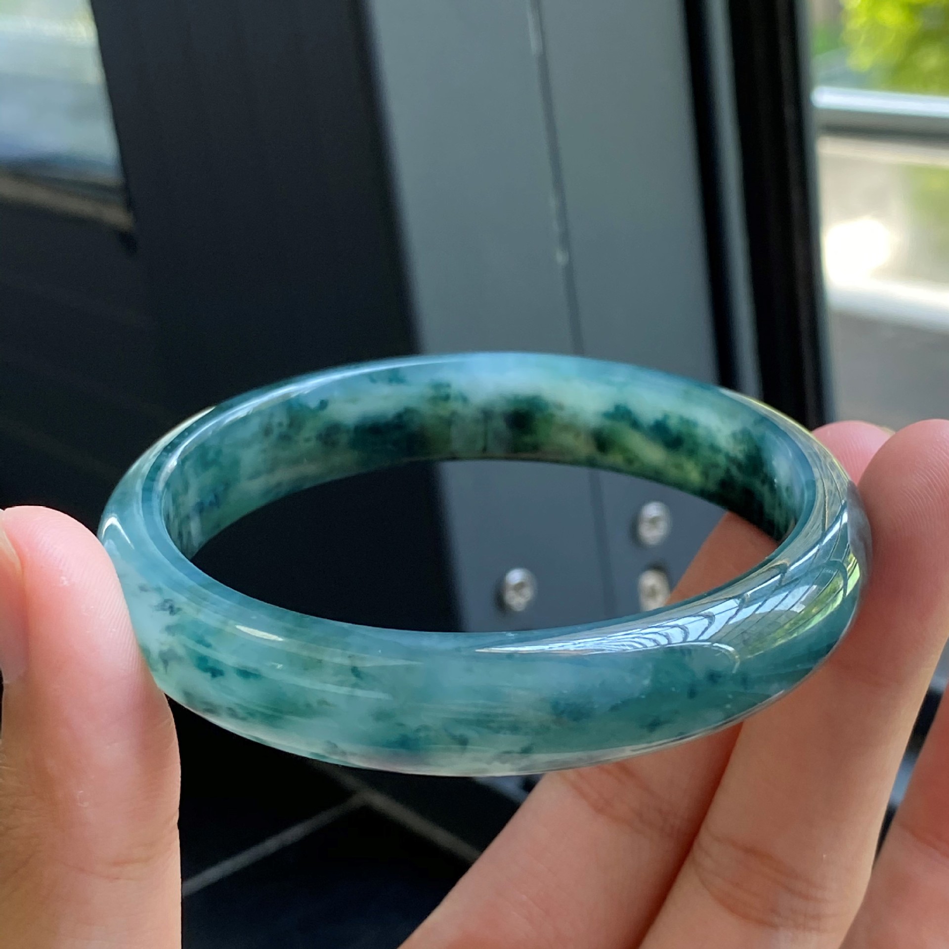 六舒翡翠59圈口蓝底飘蓝花糯冰种水手镯a货