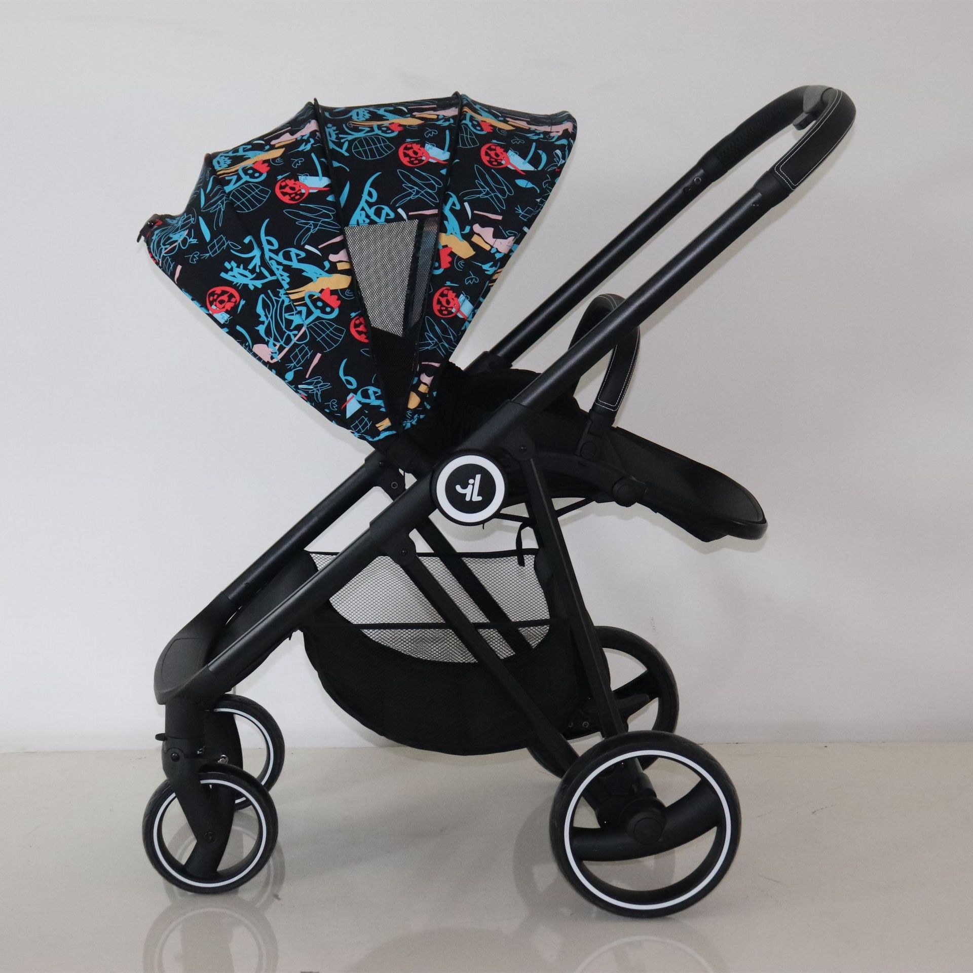 三乐呀呀乐座位可换向高景观可坐可躺一键折叠四轮避震推车婴儿车