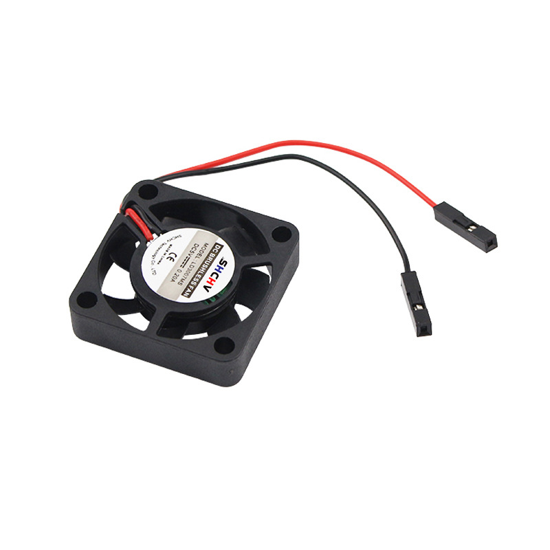 现货批发树莓派散热风扇 配带螺丝可用于树莓派4b/3b /3b/2b