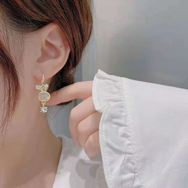 Sterling Silver Needle New Korean Cartoon Rabbit Opal Earrings Women