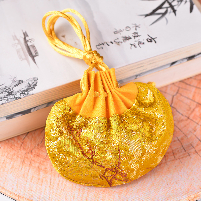 Dragon Boat Festival Perfume Bag Bag Hanfu Ornaments Plum Blossom Sachet Pendant Bag Sub Ancient Royal Court Bag Sachet Pouch