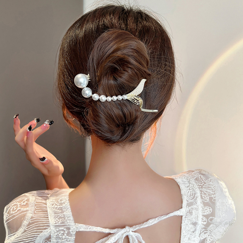 Light Luxury Pearl Fishtail Clip Hair Clip Frog Buckle Women's High-Grade Sense Back Head Updo Gadget Clip Hairware Tide