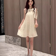 无袖连衣裙2023新款夏季蕾丝法式气质甜美高级感显瘦短款裙子女装