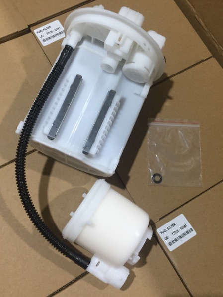 77024-12081适用丰田带碳罐双擎 滤清器燃油格过滤器汽油滤芯总成