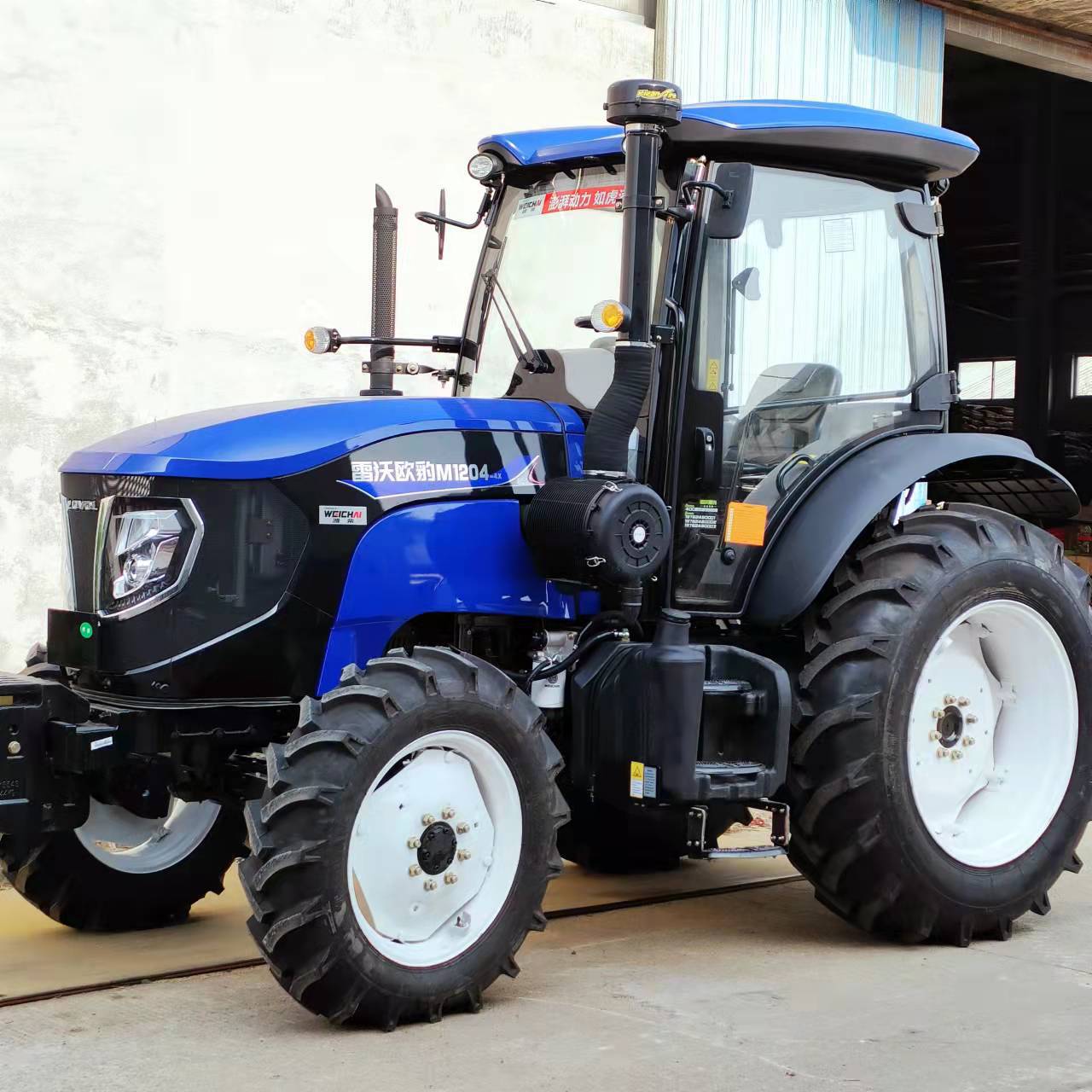 雷沃1204拖拉机图片四轮拖拉机地膜覆膜机果树偏坐四轮拖拉机机