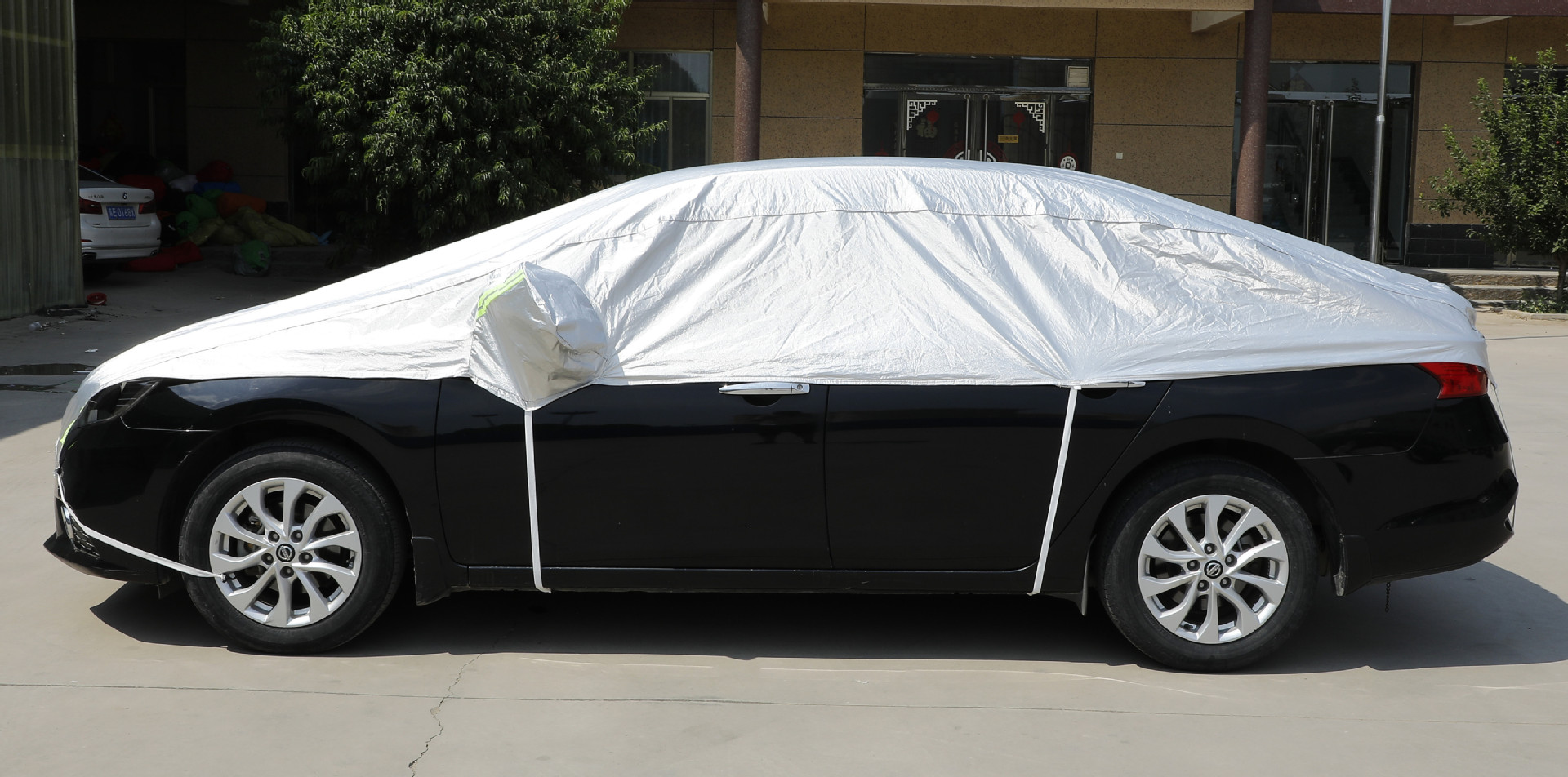 汽车防雪轿车半罩车衣防晒防雨罩子罩衣遮阳防尘冻小车盖车布