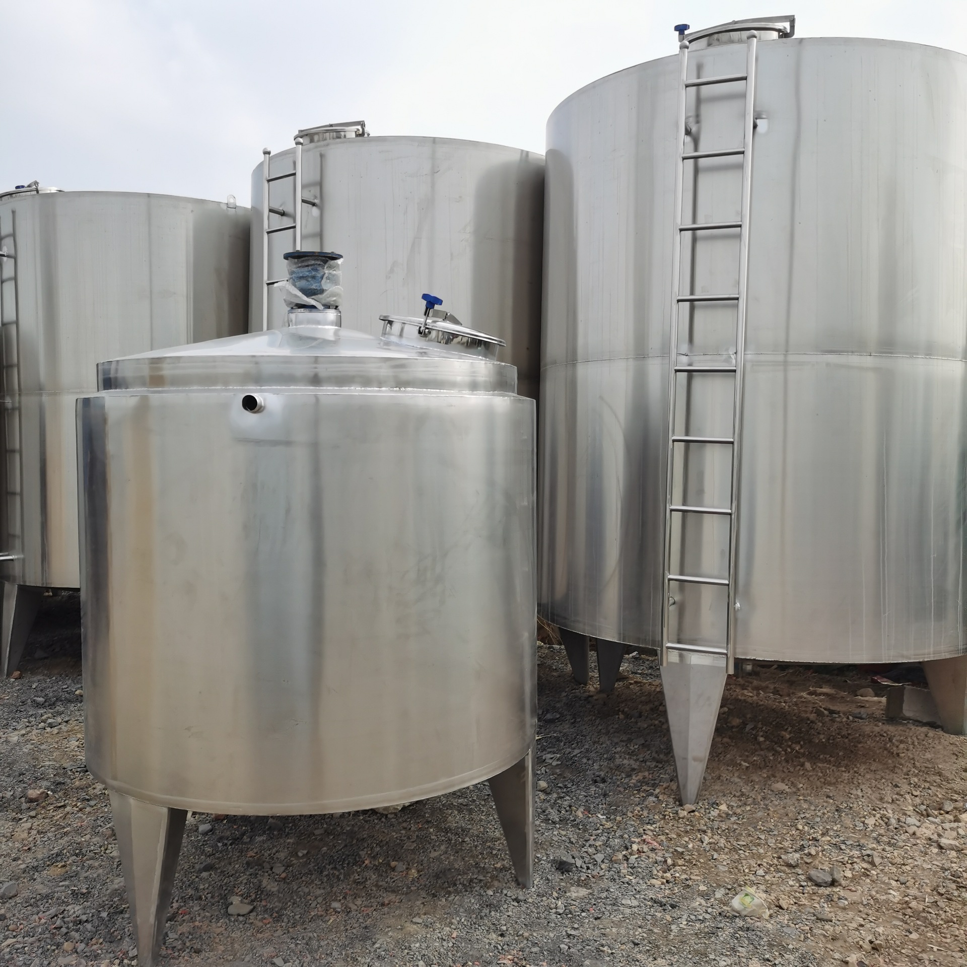 不锈钢搅拌罐反应釜 1吨食品化工日化品搅拌罐 2立方不锈钢搅拌罐