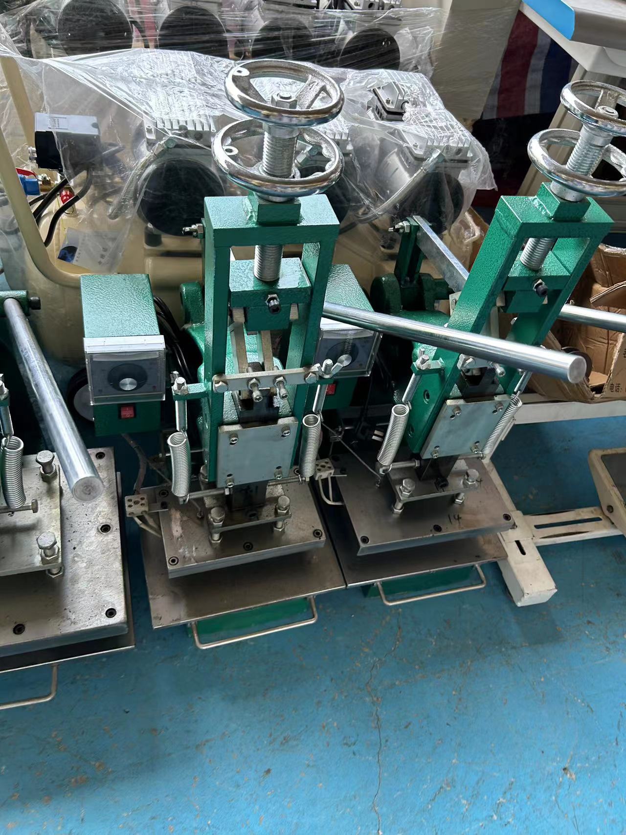 手动式烫金机 手动压印机 皮革压唛机械