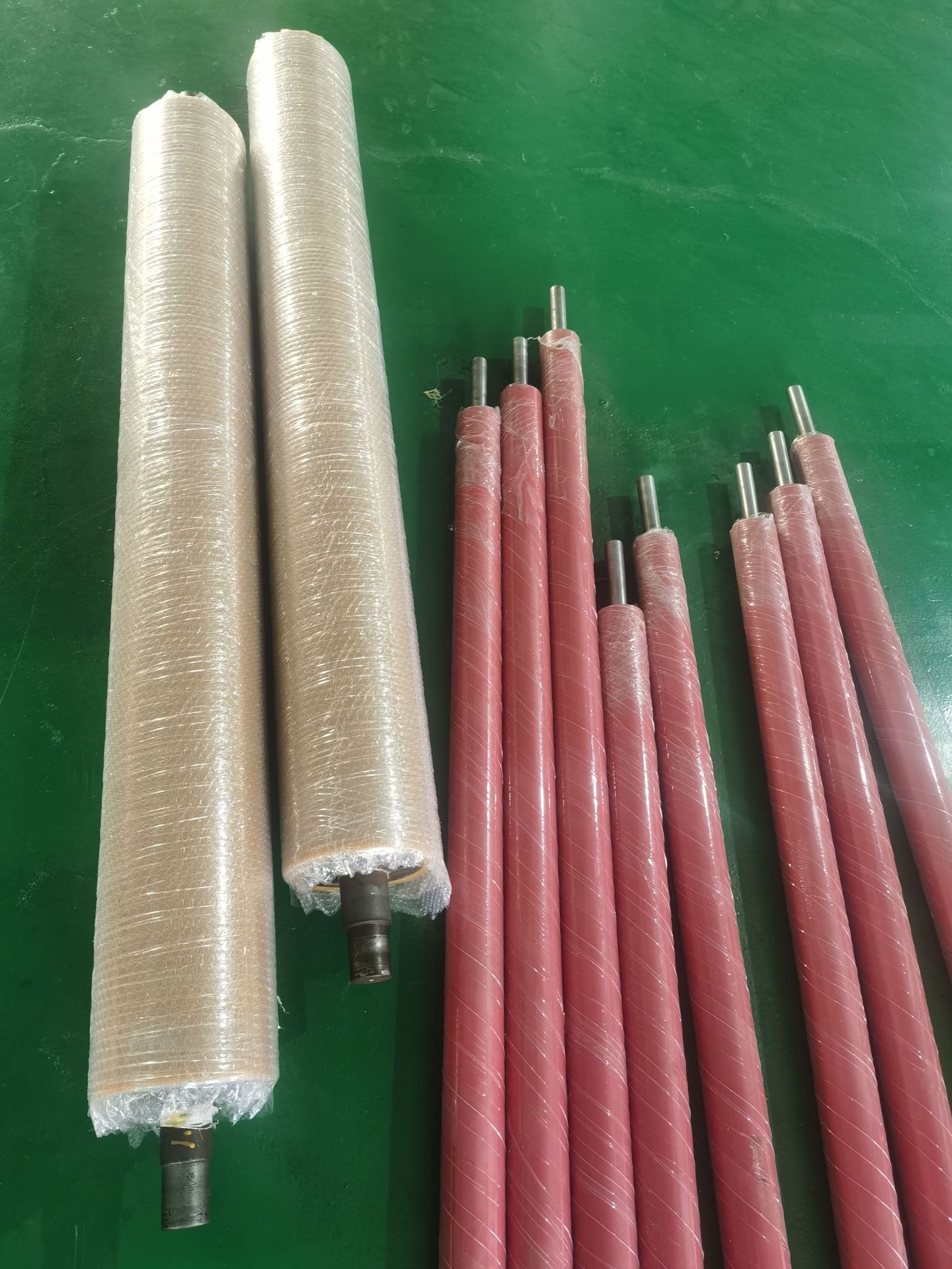 广州胶辊 佛山制辊 胶辊批发 托辊订制 聚氨酯包胶 滚筒翻新