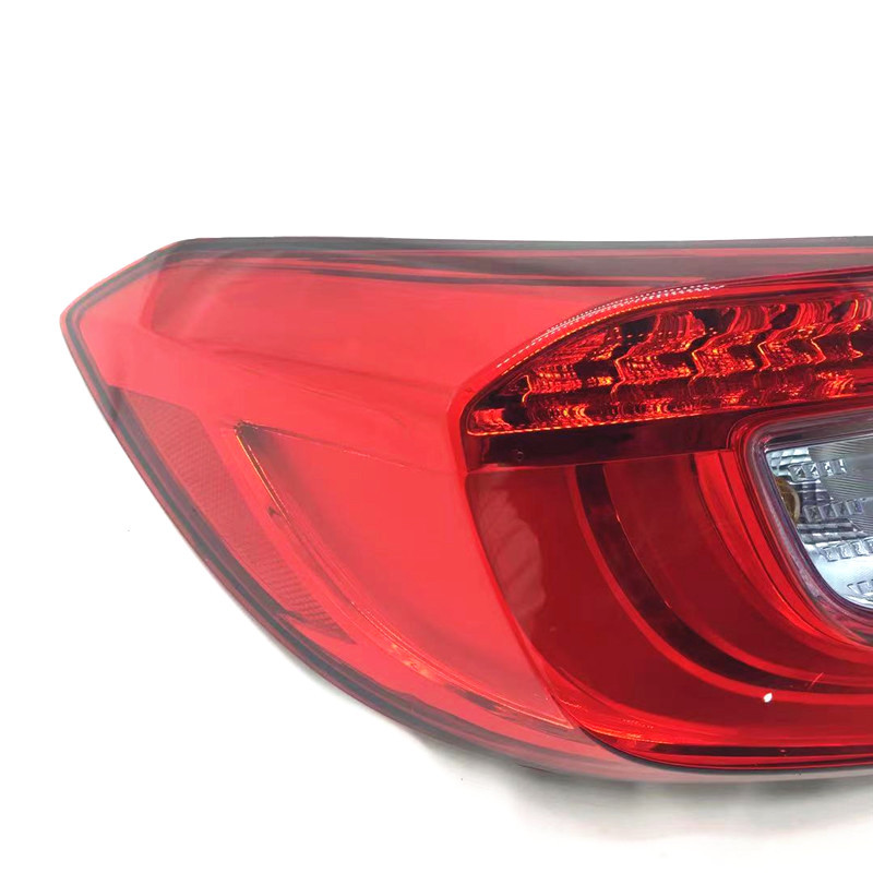 适用于18-20年本田十代雅阁后尾灯半总成混动雅阁刹车倒车灯转向