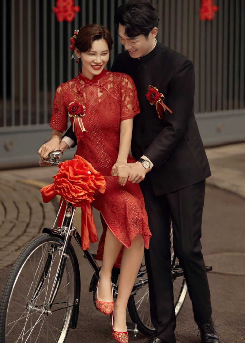 民国风情侣复古60年代写真拍照蕾丝旗袍中山装影楼主题婚纱照礼服