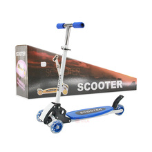 厂家热儿童滑板车 可升降可折叠脚踏车溜溜车 塑料踏板滑板车批发