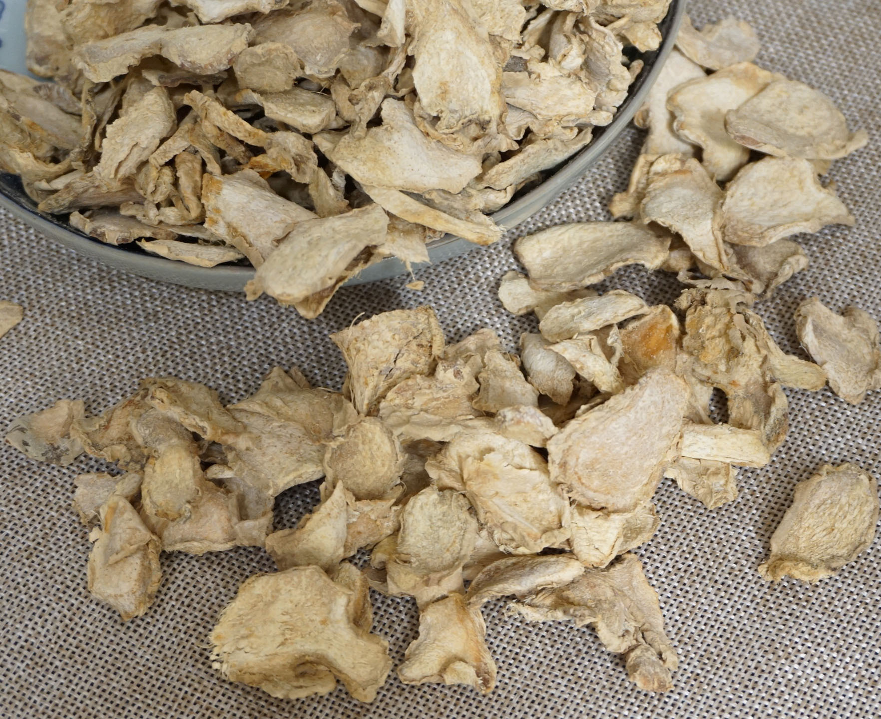 干姜片500g云南食用老生姜片泡茶水原始点泡养另售特级姜粉中药材