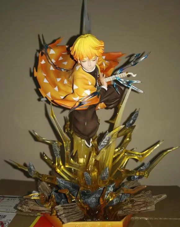 鬼灭之刃 简刻 我妻善逸 霹雳一闪 双头雕 战斗场景 可发光 手办