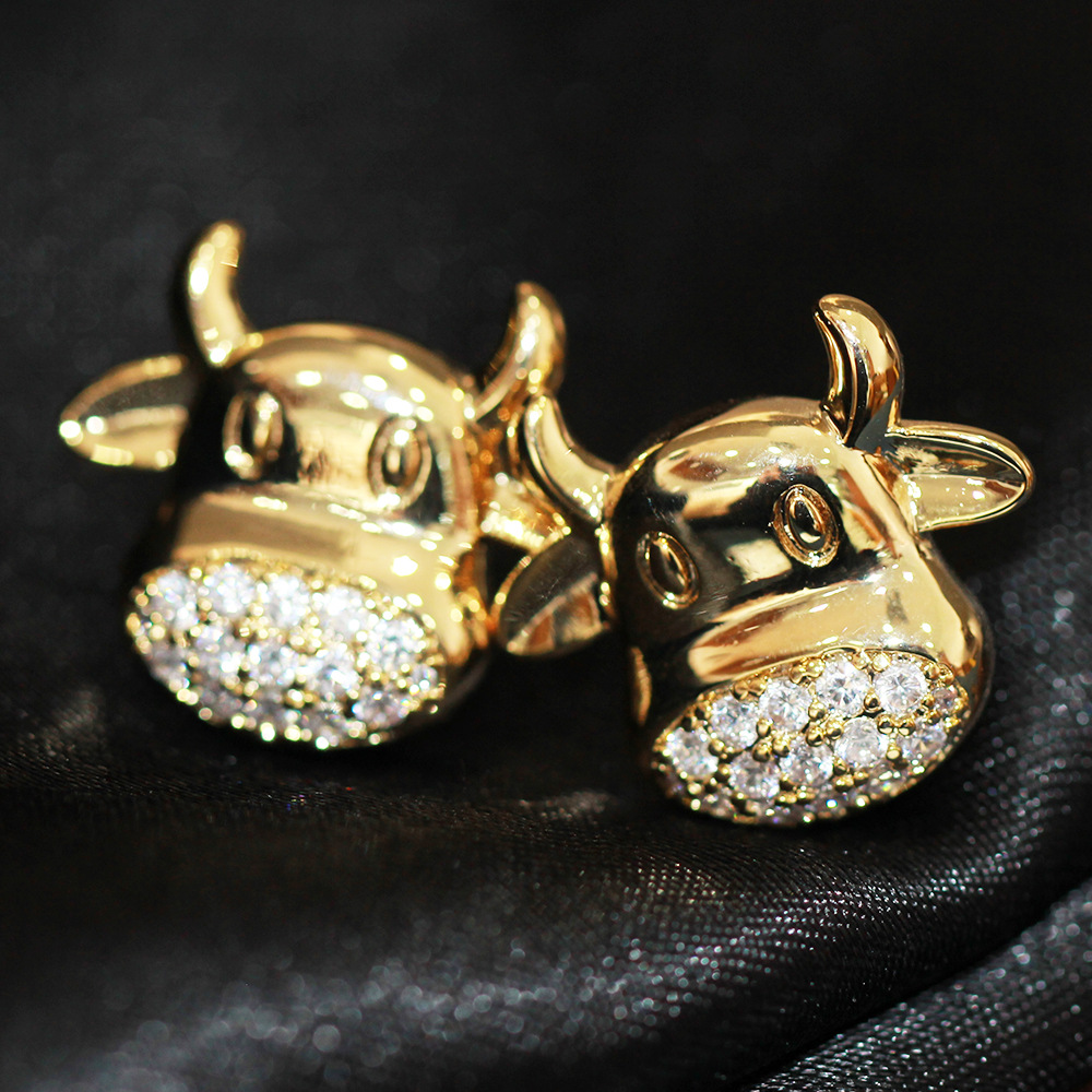 太阳云 牛年新品个性精致牛头耳钉金色镀金耳环925银针耳饰女款