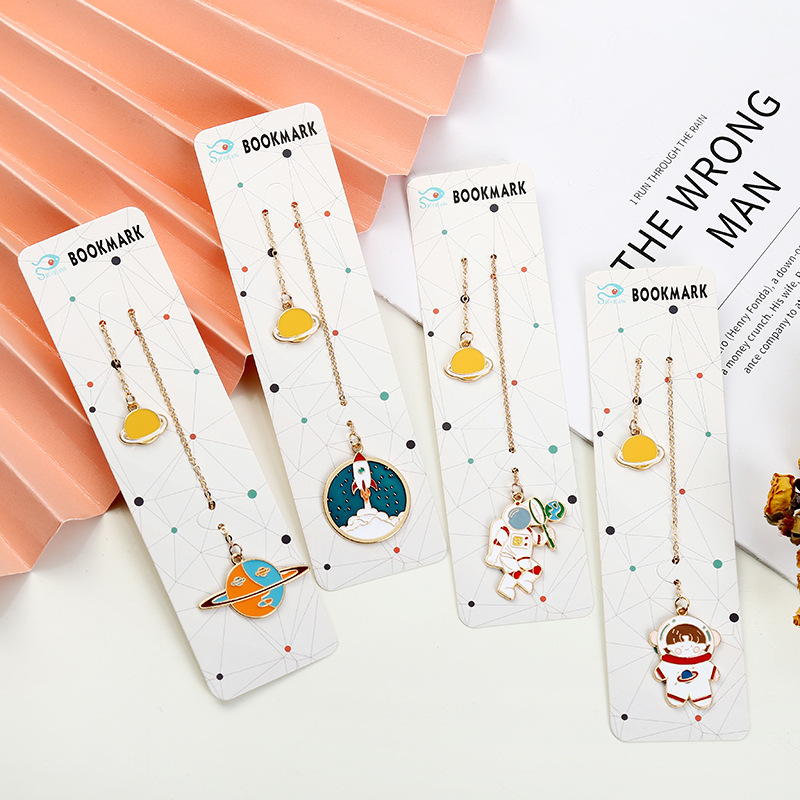 创意流浪地球科幻书签吊坠挂件便携阅读书签页夹学生文具厂家直供
