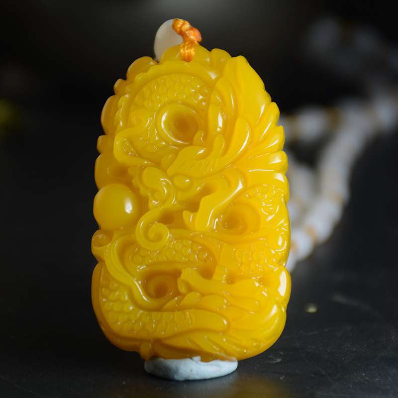 黄龙玉龙牌吊坠男士玉石挂件黄玉生肖龙玉项链平安助事业气