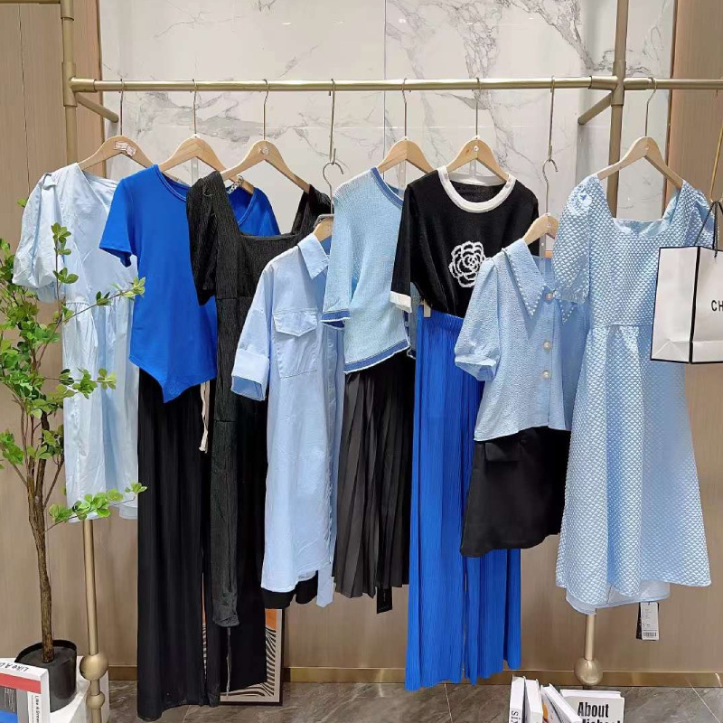 衣香丽影四季青连衣裙剪标撤柜女装品牌批发地摊直播一手货源尾货