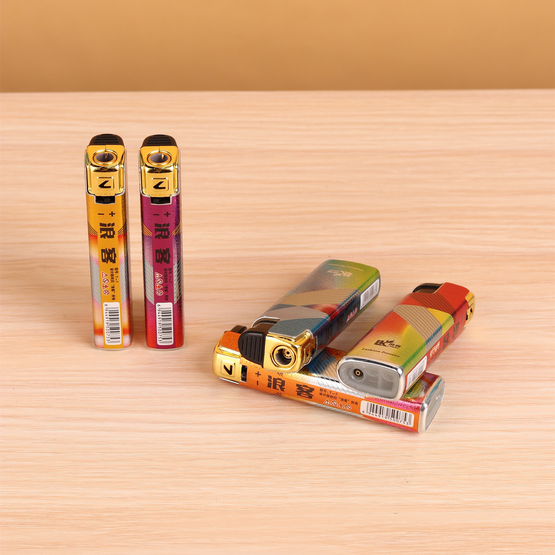 新品浪客t7金属直冲防风打火机个性镀膜双色漆金属包纸打火机批发