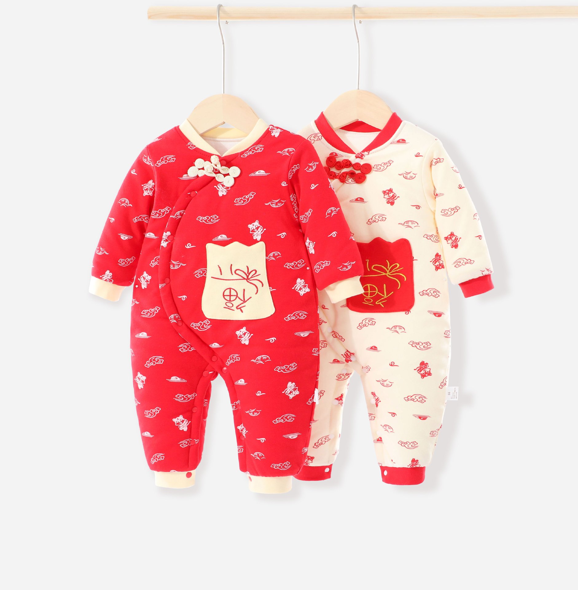 新生儿年服婴儿大红色连体衣纯棉秋冬加厚哈衣宝满月周岁服棉袄衣