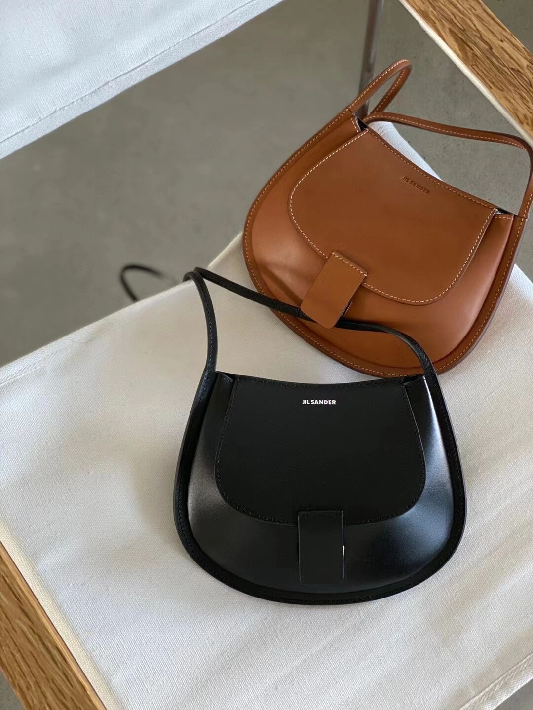 jil sander马鞍包女真皮时尚mini复古半月包单肩斜挎翻盖女包