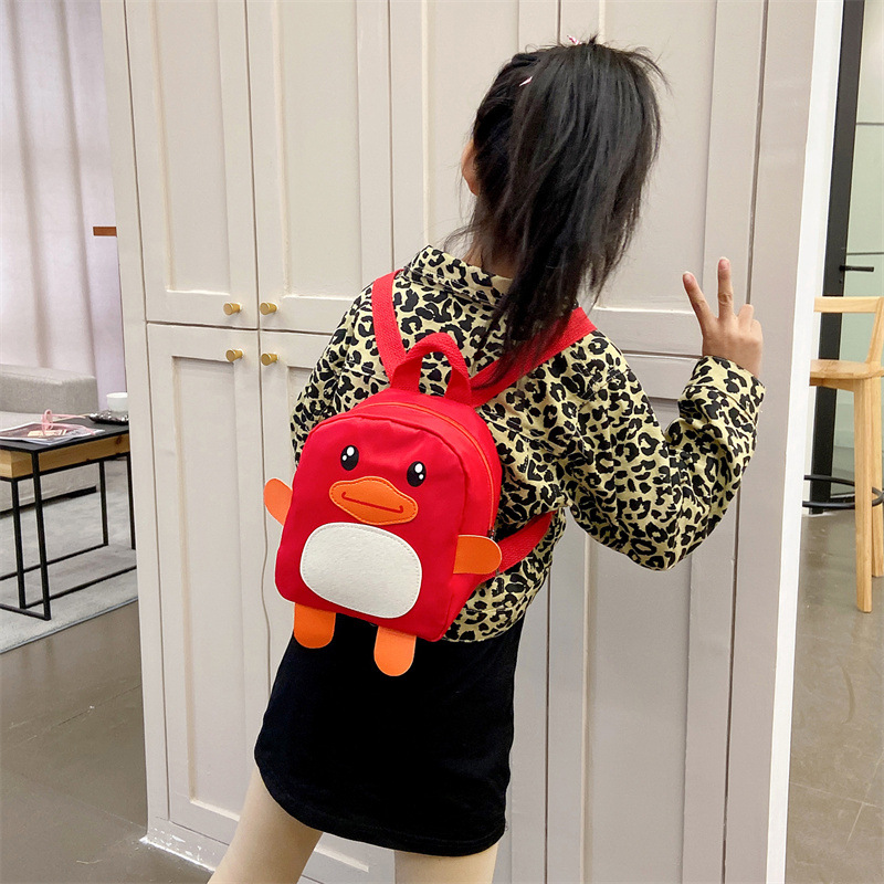 Cartoon Children's Bags 2021 Korean Style New Penguin Backpack Fashion Kindergarten Small School Bags for Babies