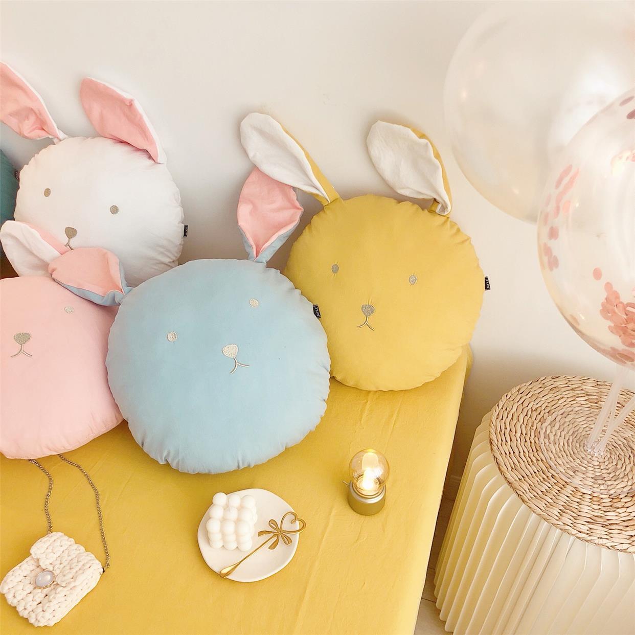 ins风早安兔抱枕沙发客厅刺绣抱枕芯飘窗靠垫靠背现代可爱兔床头