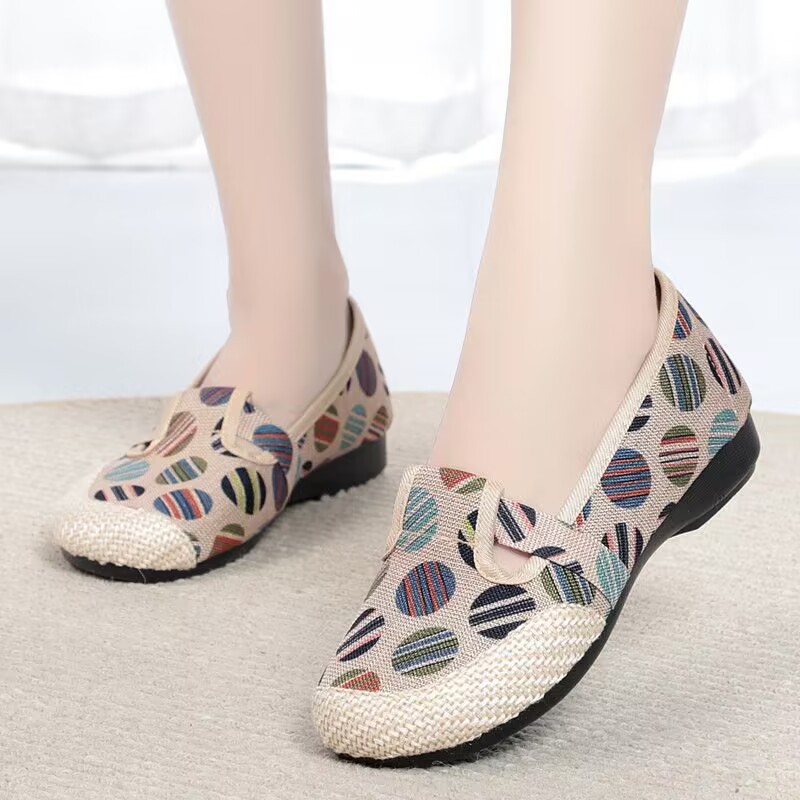 Spring and Summer New and Old Beijing Cloth Shoes Women's Canvas Shoes Pumps Versatile Comfortable Casual Slip-on Non-Slip Soft Bottom Mom Shoes