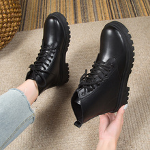 外贸大码42女式皮靴2023年秋款圆头系带黑色平底马丁靴厚底时装靴