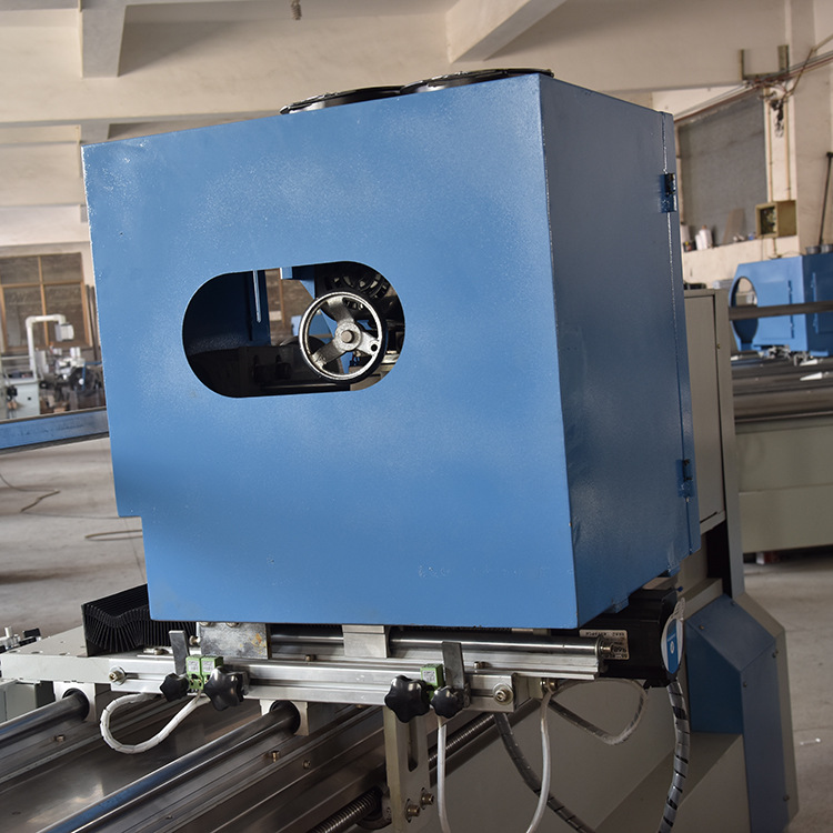 现货服装裁剪机大幅面毛绒布料切割裁床振动刀自动上料切布机