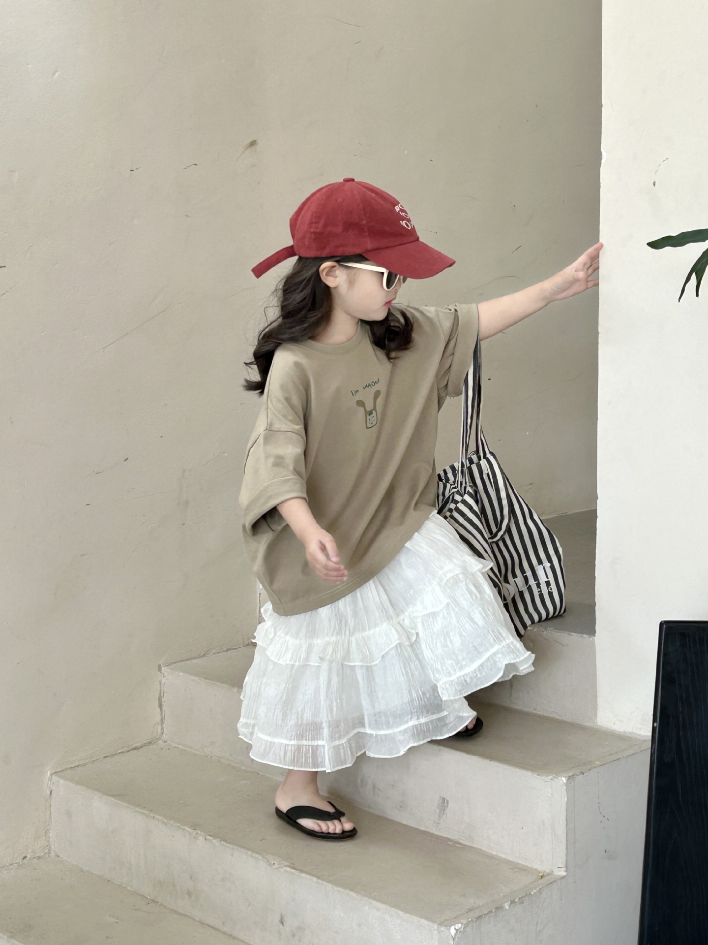 2024夏季新款童装 韩版童装 女童可爱印花大版恤 宽松版短袖恤