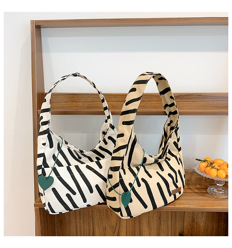 Fashion Shoulder Bag for Women 2022 Autumn and Winter New Underarm Bag Large Capacity Trendy Retro Zebra Pattern Handbag Wholesale