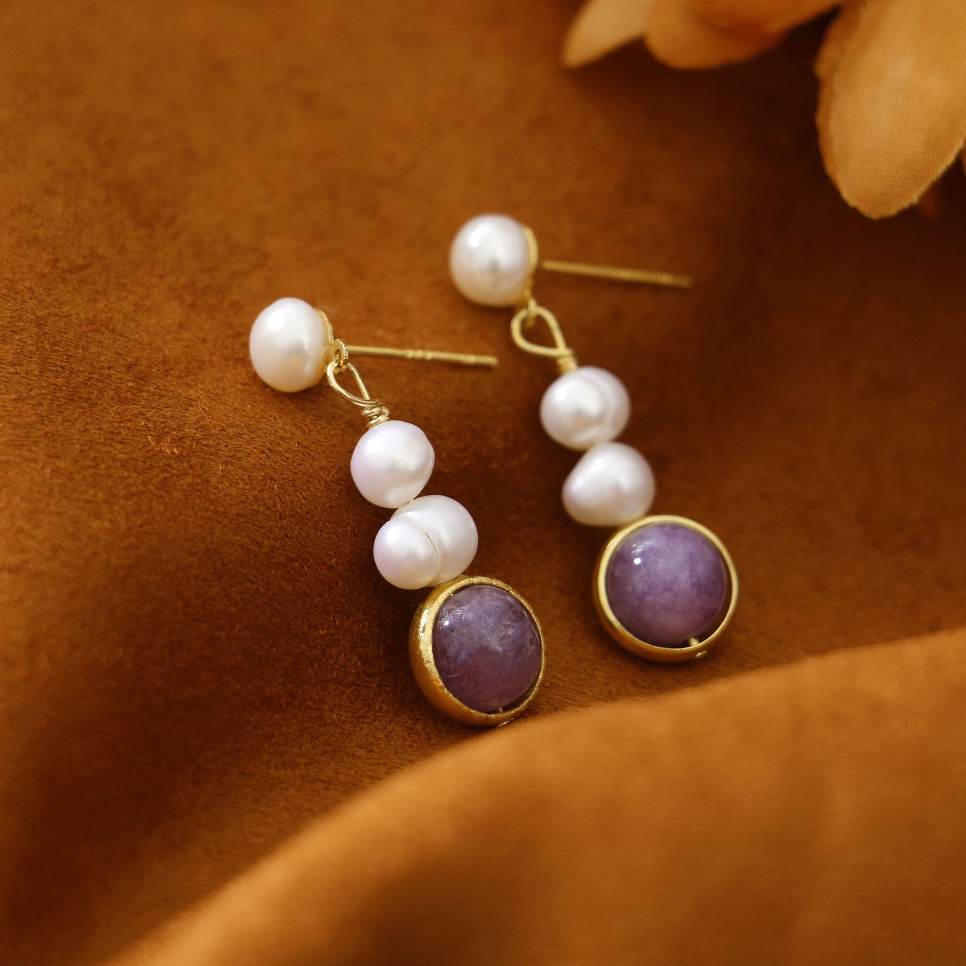 Retro High-Grade Purple Jelly Stone Freshwater Pearl Earrings Korean Elegant Light Luxury Artistic Autumn and Winter Niche Earrings