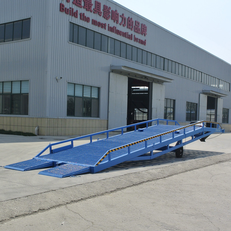 河北10吨12吨15吨移动式登车桥上车平台登车台集装箱货柜装卸平台