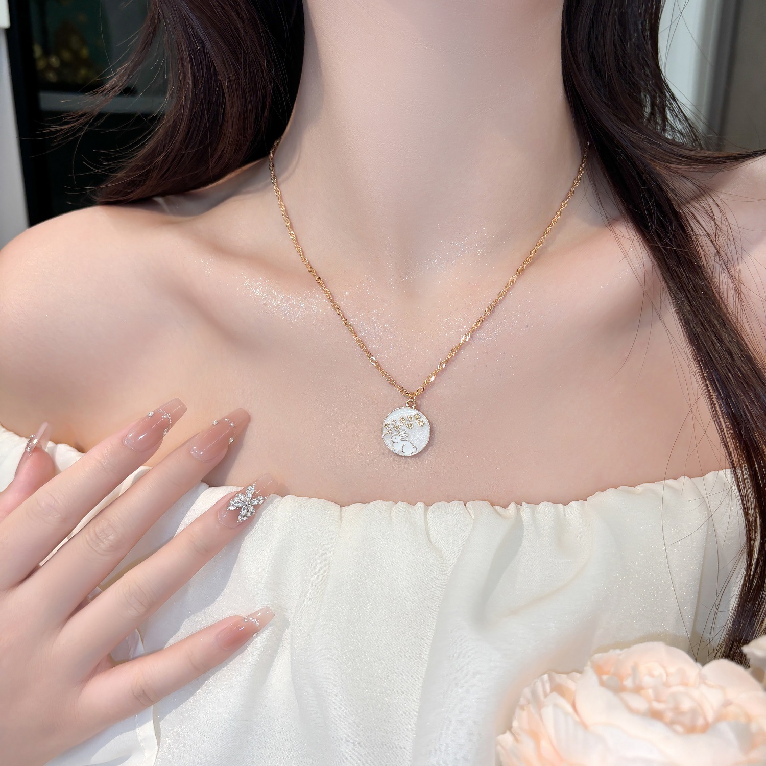 中国风新款玫瑰花兔子吊坠项链配饰女生小众设计高级感锁骨链饰品