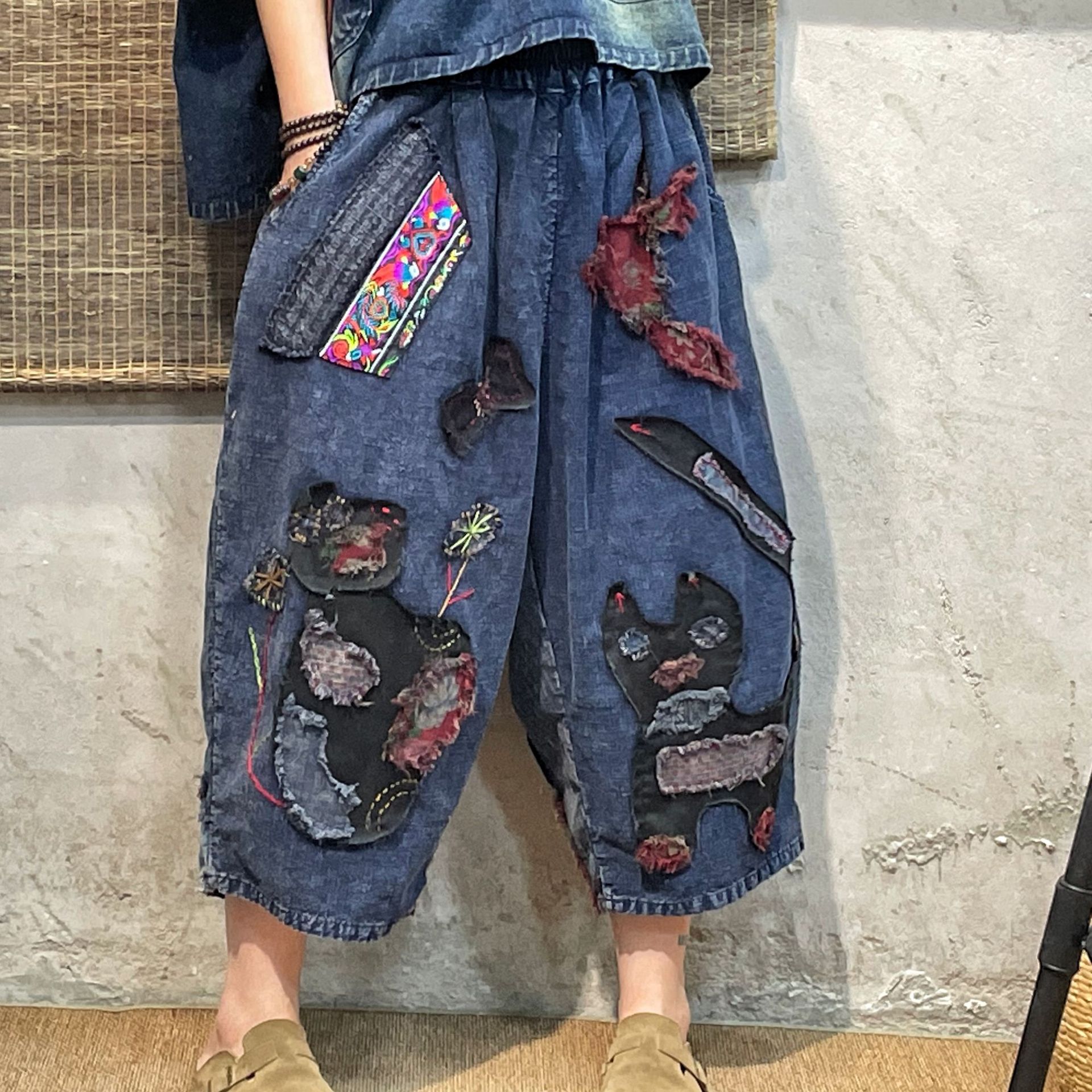 民族风设计感复古刺绣贴布卡通猫咪牛仔裤女夏季款个性做旧八分裤