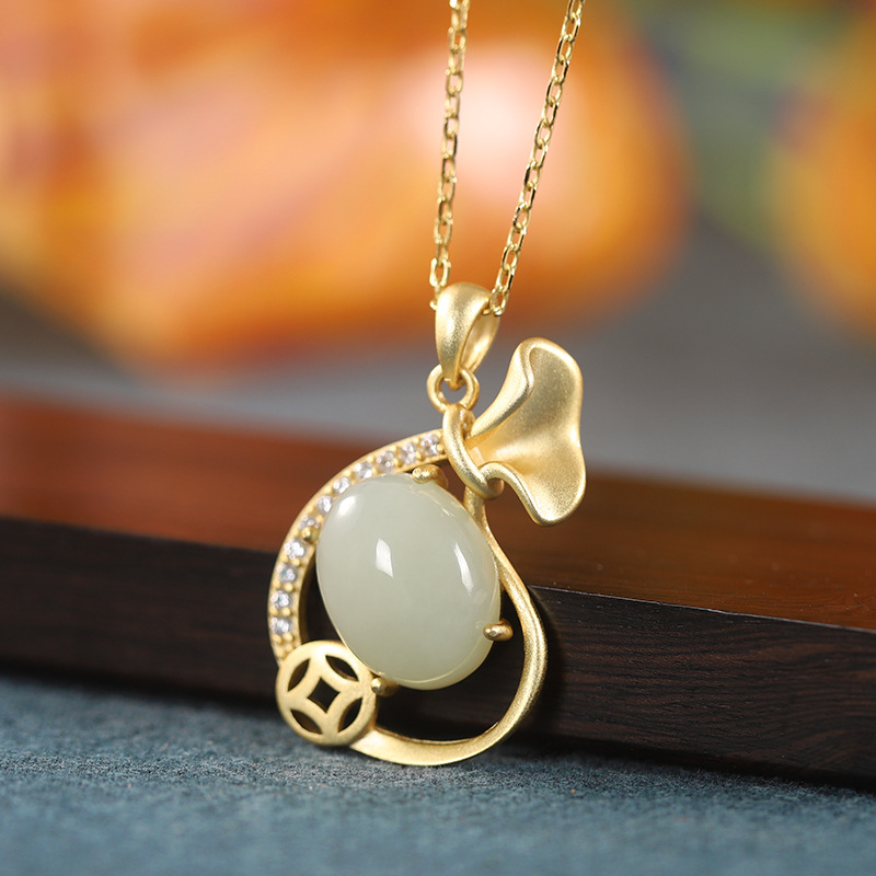 新款镶嵌绿玉髓s925纯银琵琶项链女锁骨链古法金和田玉吊坠不掉色