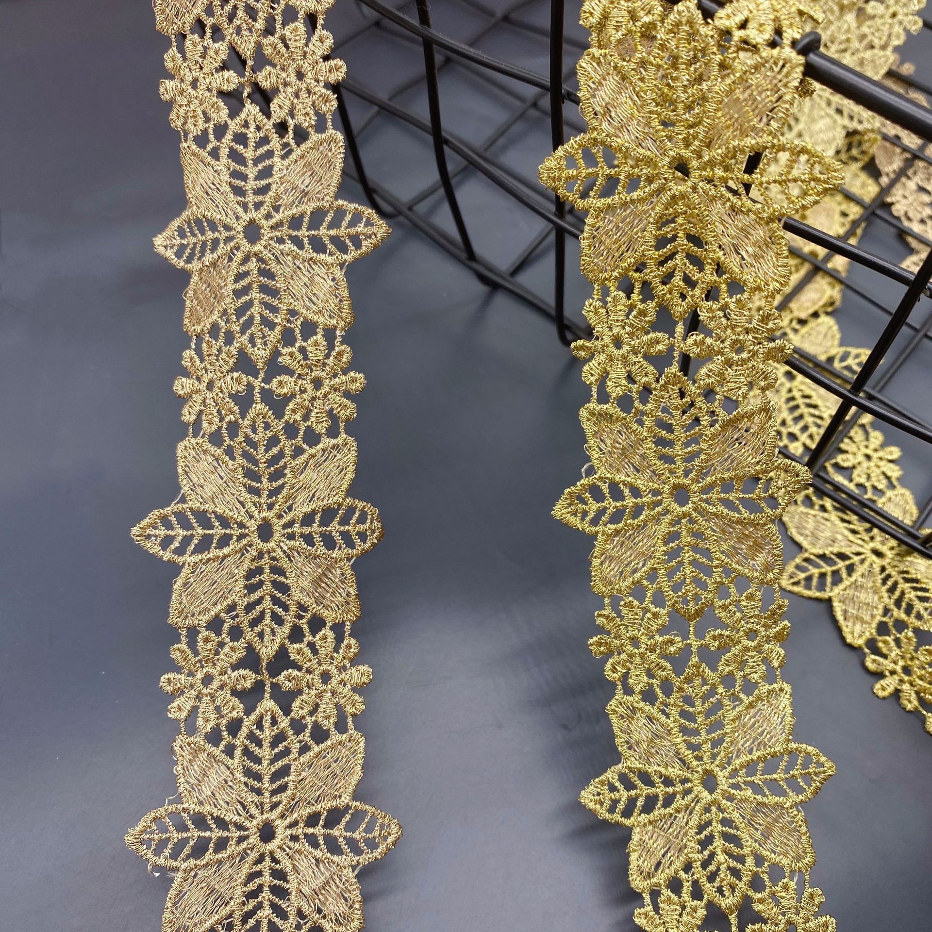 金线花边童装连衣裙配饰金色条码花朵宽4.6cm蕾丝绣花服装辅料