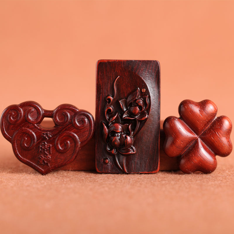 厂家直销 黑檀木紫檀雕刻汽车挂件四叶草钥匙扣莲花饰品配件批发