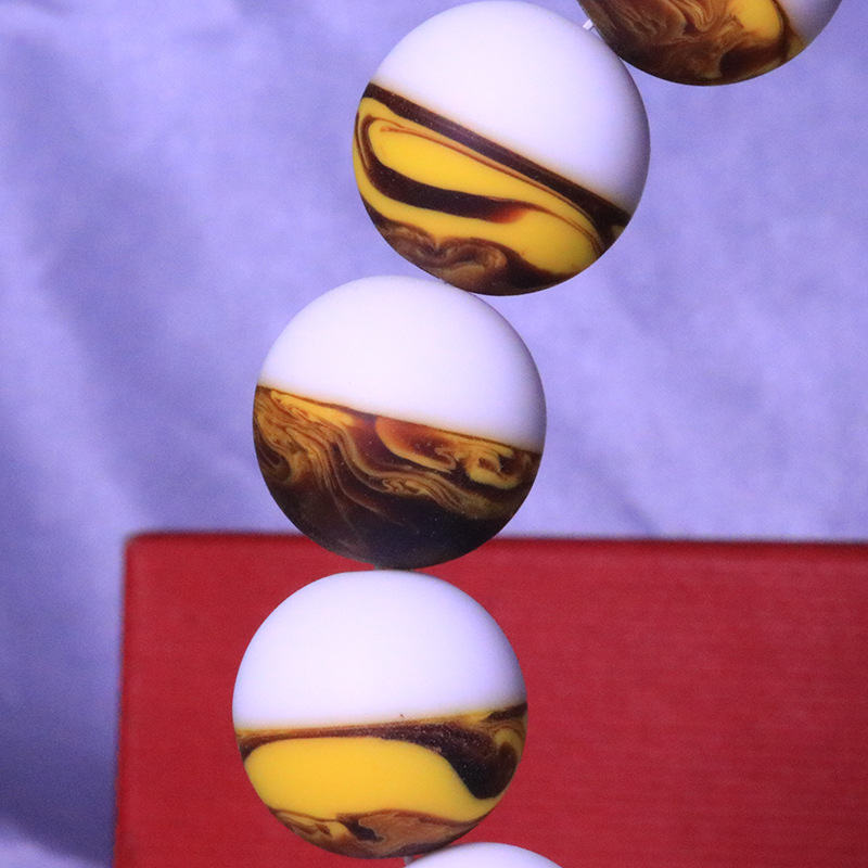 龙涎香手串批发 精美文玩手把件2.0直播货源