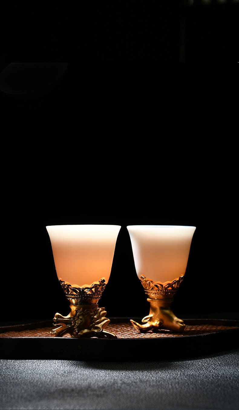 中式白玉瓷十二生肖兽首白酒杯家用酒具复古小酒杯一口杯可印logo