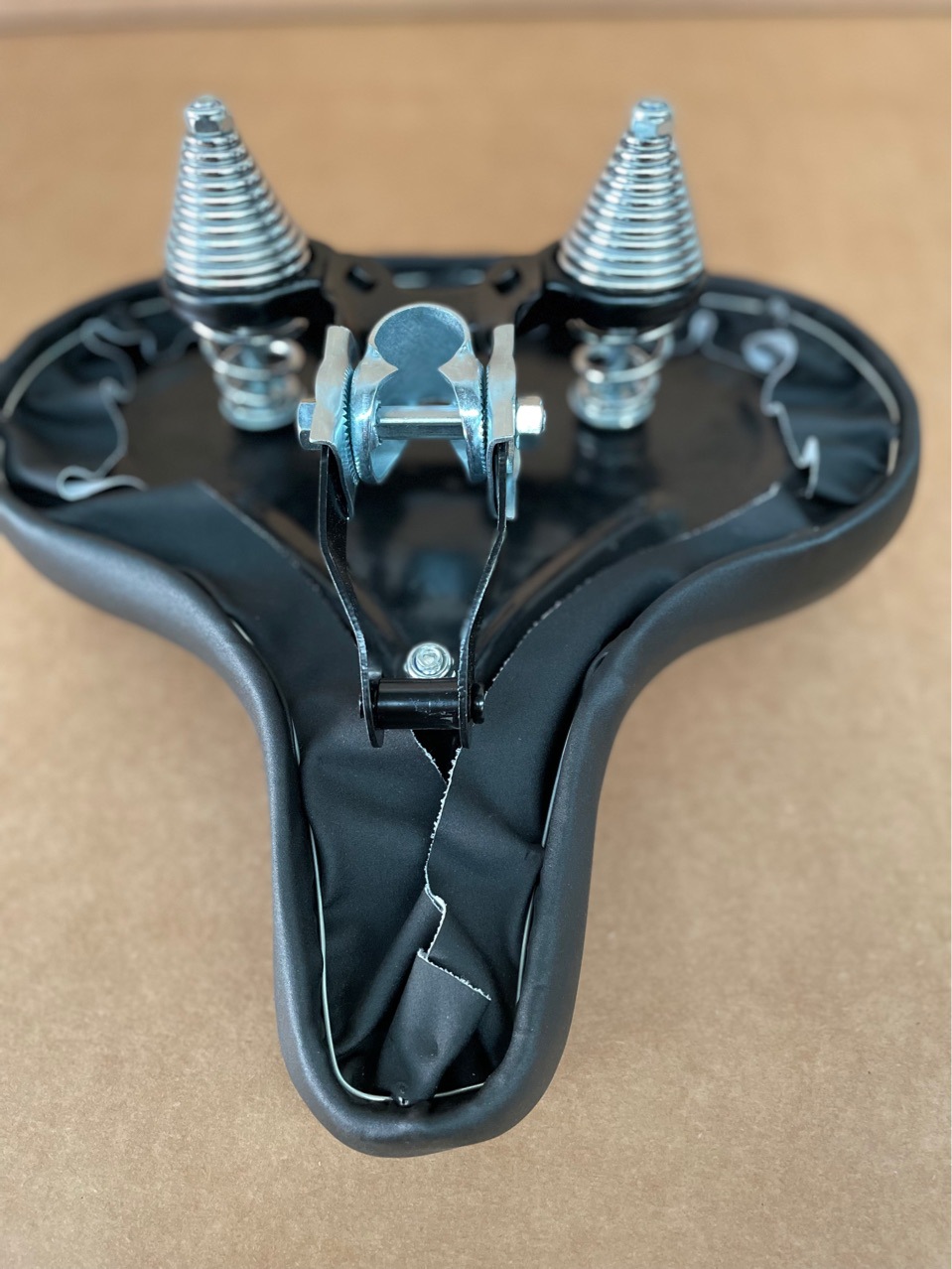 类型电动车鞍座货号0023加工定制是商品属性商品属性商品描述价格说明