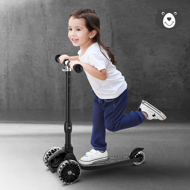 儿童滑板车2-3-4-5-6-12岁三轮闪光男孩幼儿女孩宝宝车小孩滑滑车